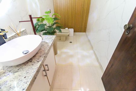 Casa para alugar com 340m², 3 quartos e 8 vagas Casa para alugar com 340m², 3 quartos e 8 vagasLavabo