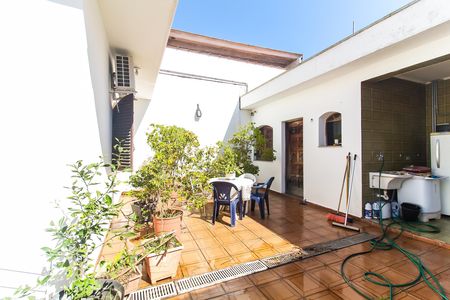 Casa para alugar com 340m², 3 quartos e 8 vagas Casa para alugar com 340m², 3 quartos e 8 vagasÁrea Gourmet