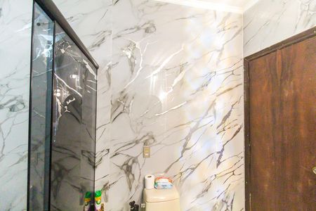 Casa para alugar com 340m², 3 quartos e 8 vagas Casa para alugar com 340m², 3 quartos e 8 vagasBanheiro 2