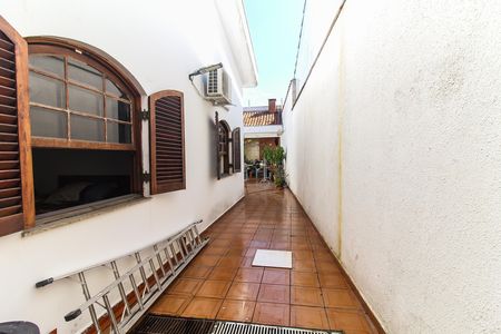 Casa para alugar com 340m², 3 quartos e 8 vagas Casa para alugar com 340m², 3 quartos e 8 vagasQuintal