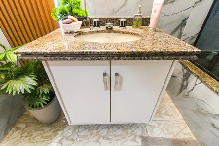 Casa para alugar com 340m², 3 quartos e 8 vagas Casa para alugar com 340m², 3 quartos e 8 vagasBanheiro 2