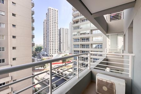 Apartamento para alugar com 42m², 1 quarto e 1 vaga Apartamento para alugar com 42m², 1 quarto e 1 vagaSacada