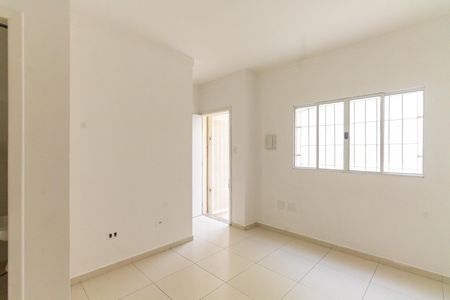 Sala de casa de condomínio para alugar com 3 quartos, 62m² em Vila Nova Savoia, São Paulo