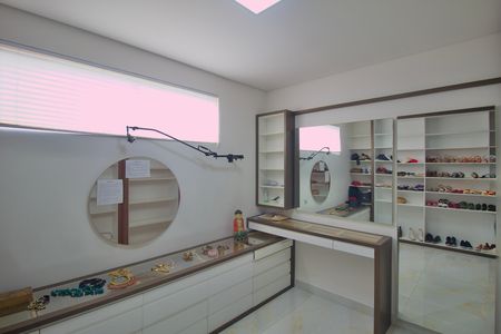 Apartamento para alugar com 320m², 4 quartos e 2 vagasCloset da Suite 1