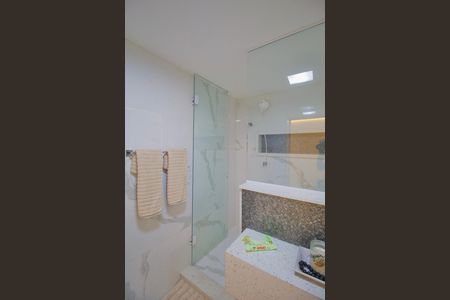 Apartamento para alugar com 320m², 4 quartos e 2 vagasBanheiro da Suite 1
