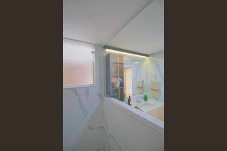 Apartamento para alugar com 320m², 4 quartos e 2 vagasBanheiro da Suite 1