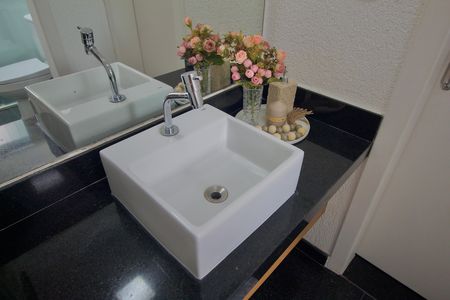 Apartamento para alugar com 320m², 4 quartos e 2 vagasBanheiro das Semi-Suítes
