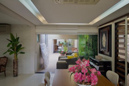 Apartamento para alugar com 320m², 4 quartos e 2 vagasSala de Jantar