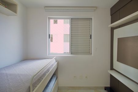 Semi-Suíte 1 de apartamento para alugar com 4 quartos, 320m² em Castelo, Belo Horizonte