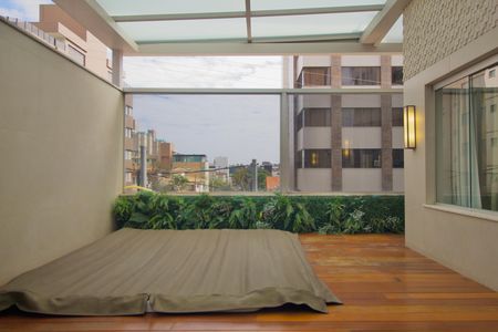 Apartamento para alugar com 320m², 4 quartos e 2 vagasPiscina