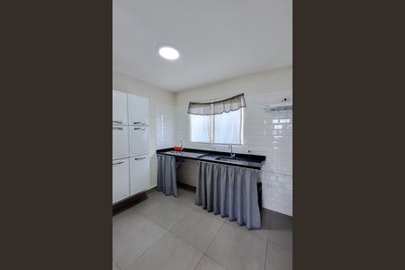 Cozinha de apartamento para alugar com 2 quartos, 75m² em Vila Mariana, São Paulo