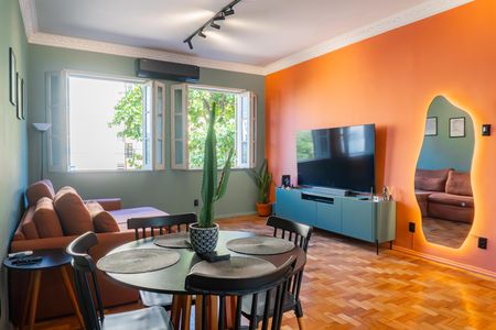 Apartamento à venda com 108m², 2 quartos e sem vaga