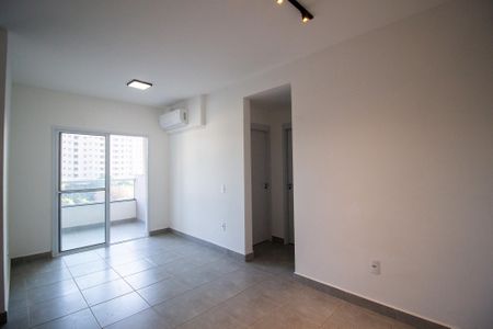 Sala  de apartamento para alugar com 3 quartos, 70m² em Jardim Sao Carlos, Sorocaba