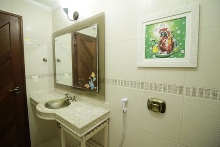 Casa de condomínio para alugar com 700m², 3 quartos e 2 vagasBanheiro