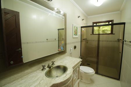 Casa de condomínio para alugar com 700m², 3 quartos e 2 vagasBanheiro