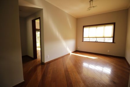 Casa de condomínio para alugar com 700m², 3 quartos e 2 vagasSala 2