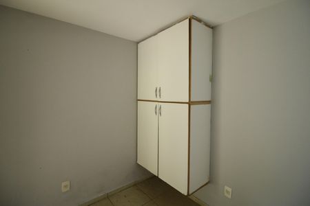 Casa de condomínio para alugar com 700m², 3 quartos e 2 vagasDespensa da piscina 
