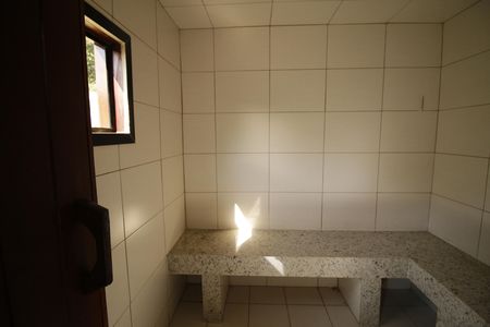 Casa de condomínio para alugar com 700m², 3 quartos e 2 vagasSaúna