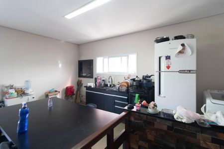 Apartamento à venda com 180m², 3 quartos e sem vaga Apartamento à venda com 180m², 3 quartos e sem vagaSala 2