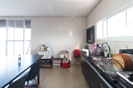Apartamento à venda com 180m², 3 quartos e sem vaga Apartamento à venda com 180m², 3 quartos e sem vagaSala 2