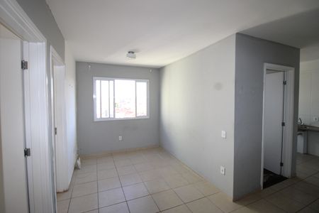 Sala de apartamento à venda com 2 quartos, 52m² em Jardim Guaianazes, São Paulo