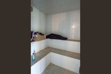 Casa de condomínio à venda com 400m², 4 quartos e 6 vagas Casa de condomínio à venda com 400m², 4 quartos e 6 vagasSaúna