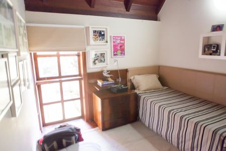 Casa de condomínio à venda com 400m², 4 quartos e 6 vagas Casa de condomínio à venda com 400m², 4 quartos e 6 vagasquarto 3