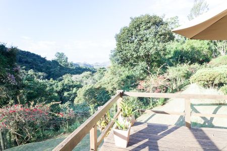 Varanda de casa de condomínio à venda com 4 quartos, 400m² em Vila D’el Rey, Nova Lima