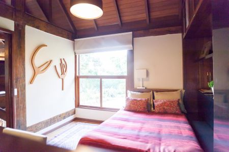 Casa de condomínio à venda com 400m², 4 quartos e 6 vagas Casa de condomínio à venda com 400m², 4 quartos e 6 vagasquarto 1