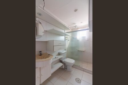 Apartamento à venda com 68m², 2 quartos e 1 vaga Apartamento à venda com 68m², 2 quartos e 1 vagaBanheiro