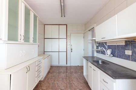 Apartamento à venda com 68m², 2 quartos e 1 vaga Apartamento à venda com 68m², 2 quartos e 1 vagaCozinha
