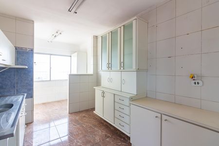 Cozinha  de apartamento à venda com 2 quartos, 68m² em Vila São José, Osasco