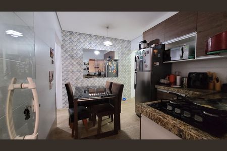 Casa de condomínio para alugar com 50m², 2 quartos e 2 vagas Casa de condomínio para alugar com 50m², 2 quartos e 2 vagasCozinha