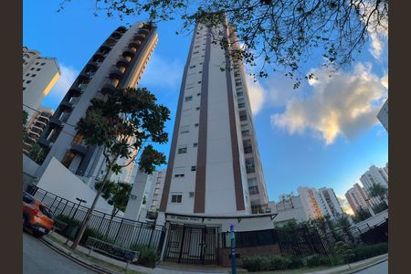 Fachada de apartamento à venda com 3 quartos, 102m² em Vila Suzana, São Paulo
