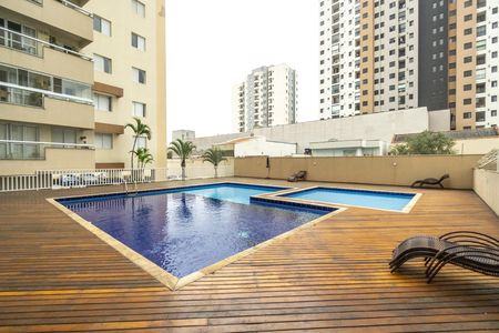 Apartamento à venda com 57m², 2 quartos e 1 vaga Apartamento à venda com 57m², 2 quartos e 1 vagaPiscina