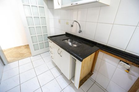 Apartamento à venda com 57m², 2 quartos e 1 vaga Apartamento à venda com 57m², 2 quartos e 1 vagaPia