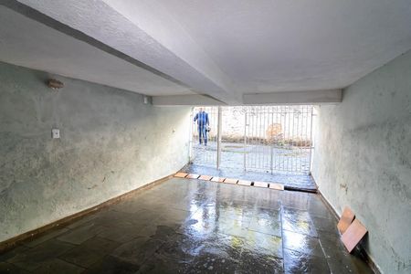 Garagem de casa para alugar com 3 quartos, 130m² em Vila Santa Maria, São Paulo