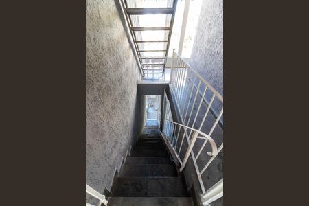 Casa para alugar com 130m², 3 quartos e 2 vagas Casa para alugar com 130m², 3 quartos e 2 vagasEscada