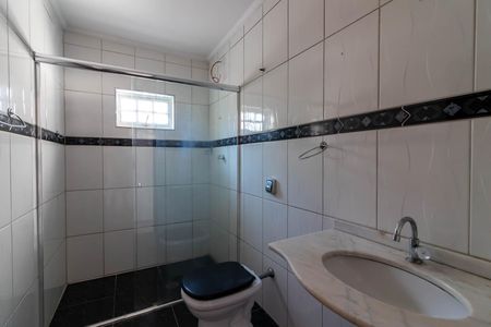 Casa para alugar com 130m², 3 quartos e 2 vagas Casa para alugar com 130m², 3 quartos e 2 vagasBanheiro 2