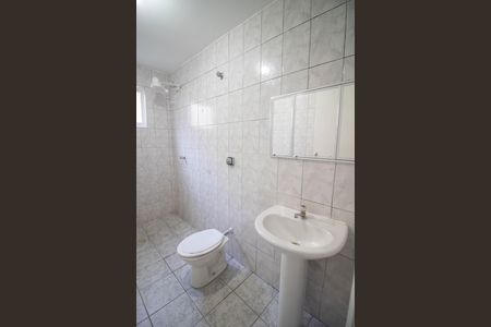 Casa para alugar com 78m², 2 quartos e sem vaga Casa para alugar com 78m², 2 quartos e sem vagaBANHEIRO