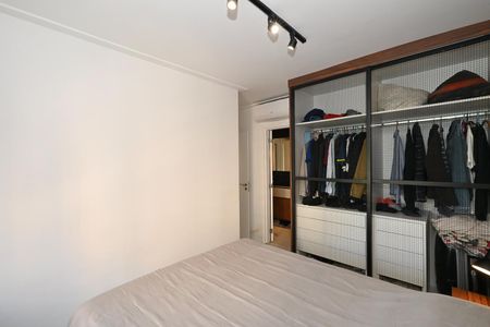 Apartamento à venda com 58m², 2 quartos e 2 vagasQuarto 2
