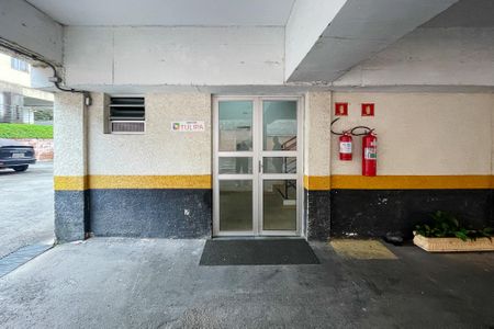 Apartamento para alugar com 71m², 3 quartos e 2 vagas Apartamento para alugar com 71m², 3 quartos e 2 vagasEntrada Prédio