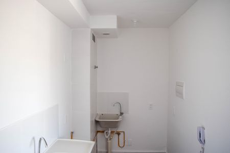 Apartamento para alugar com 33m², 2 quartos e sem vaga Apartamento para alugar com 33m², 2 quartos e sem vagaSala/Cozinha