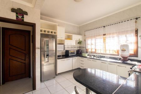 Casa para alugar com 350m², 3 quartos e 5 vagas Casa para alugar com 350m², 3 quartos e 5 vagasCozinha