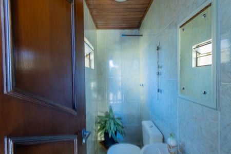 Casa para alugar com 350m², 3 quartos e 5 vagas Casa para alugar com 350m², 3 quartos e 5 vagasBanheiro de Serviço