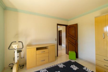 Casa para alugar com 350m², 3 quartos e 5 vagas Casa para alugar com 350m², 3 quartos e 5 vagasQuarto 2