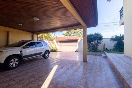 Casa para alugar com 350m², 3 quartos e 5 vagas Casa para alugar com 350m², 3 quartos e 5 vagasgara