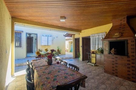 Casa para alugar com 350m², 3 quartos e 5 vagas Casa para alugar com 350m², 3 quartos e 5 vagasEspaço Gourmet