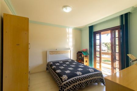 Casa para alugar com 350m², 3 quartos e 5 vagas Casa para alugar com 350m², 3 quartos e 5 vagasQuarto 2