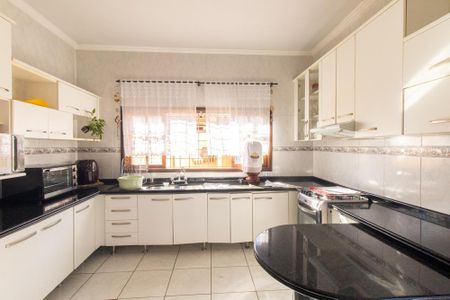Casa para alugar com 350m², 3 quartos e 5 vagas Casa para alugar com 350m², 3 quartos e 5 vagasCozinha